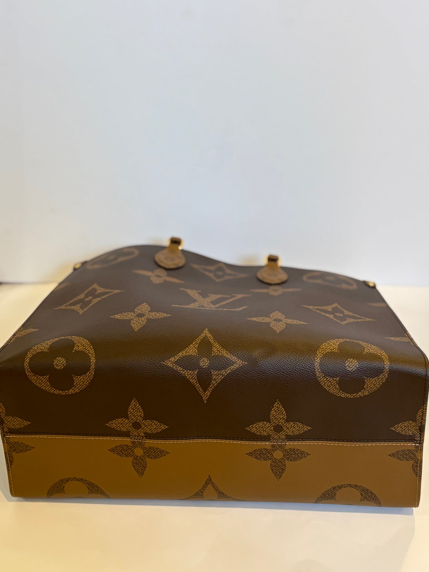 Louis Vuitton Monogram Reverse OnTheGo GM
