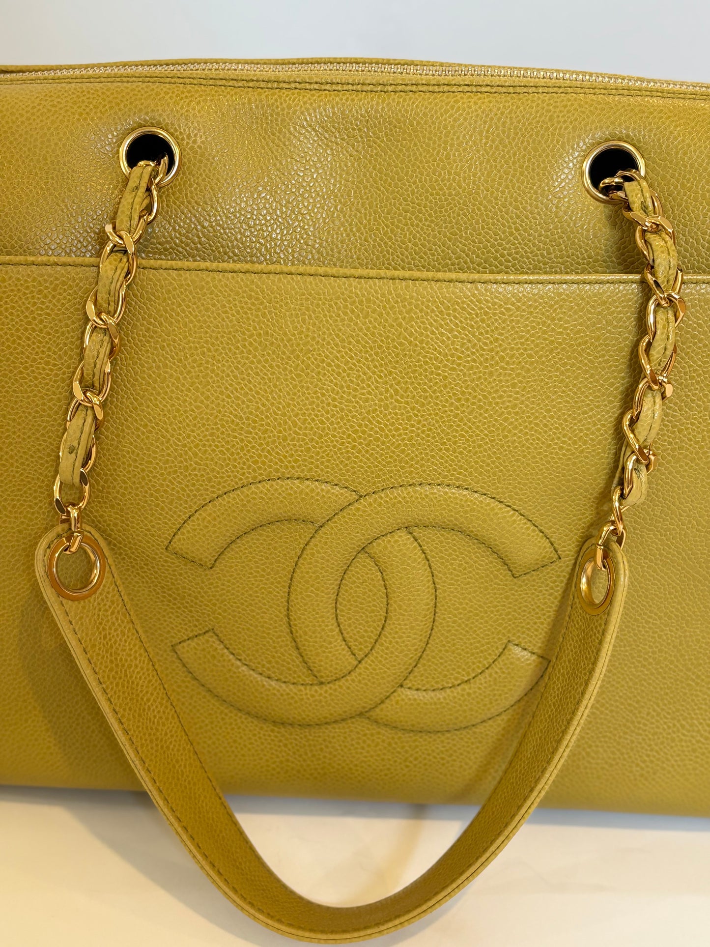 CHANEL Vintage Pre-Owned
1998 CC-stitch tote bag