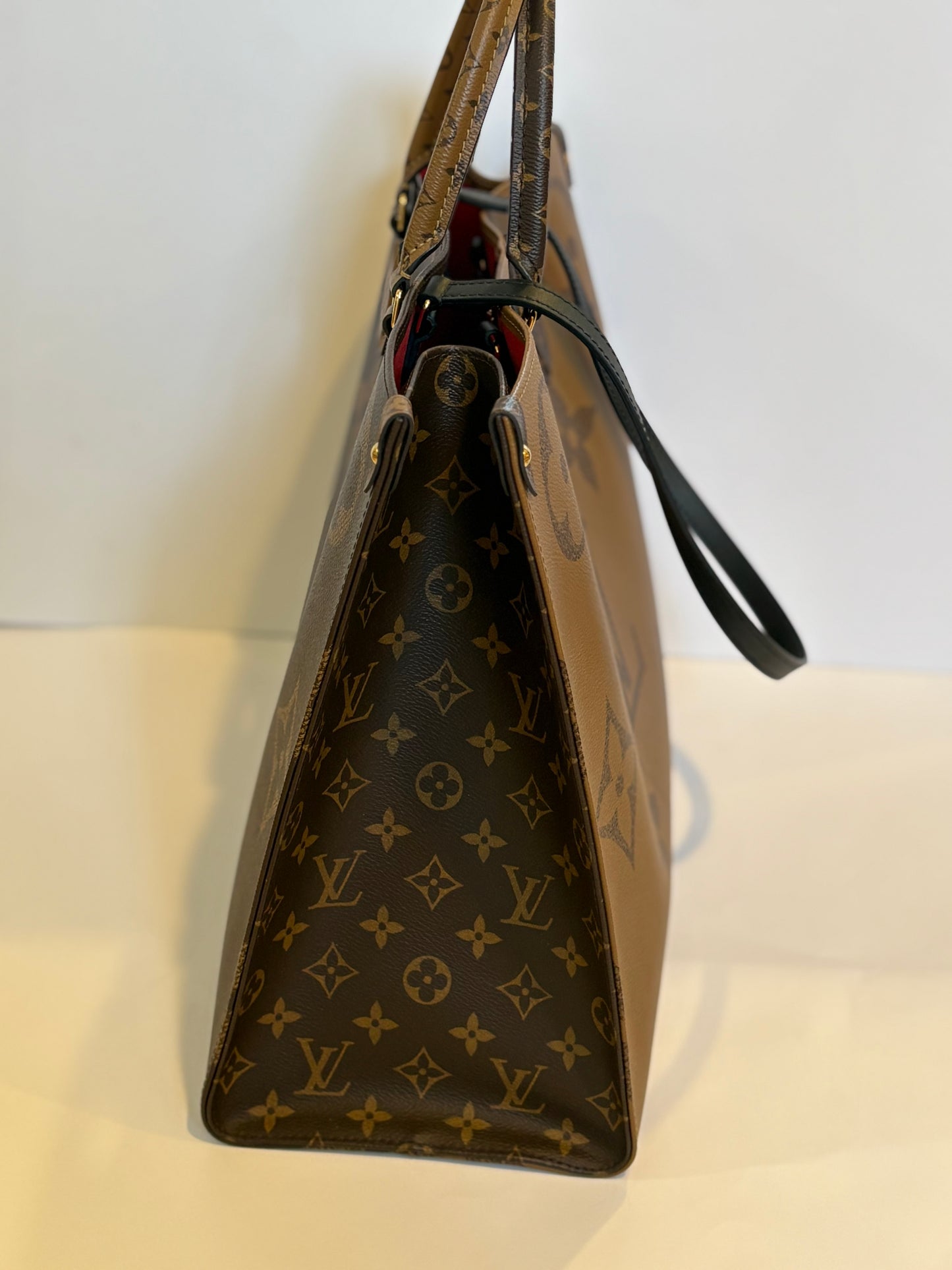 Louis Vuitton Monogram Reverse OnTheGo GM