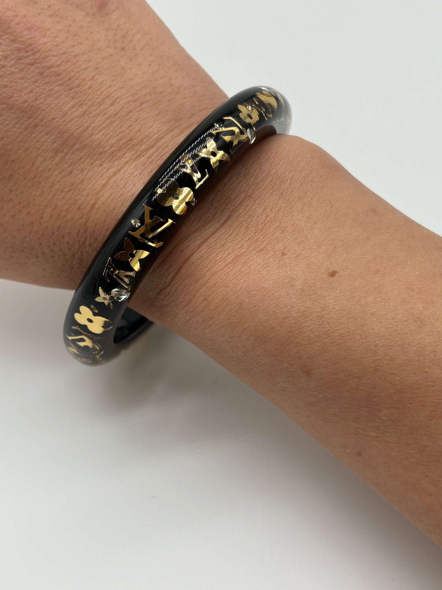 LOUIS VUITTON Black Resin Swarovski Narrow Inclusion Bracelet