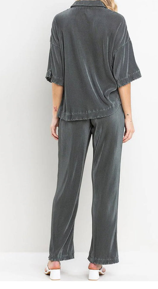 Woman’s short sleeve and pant set