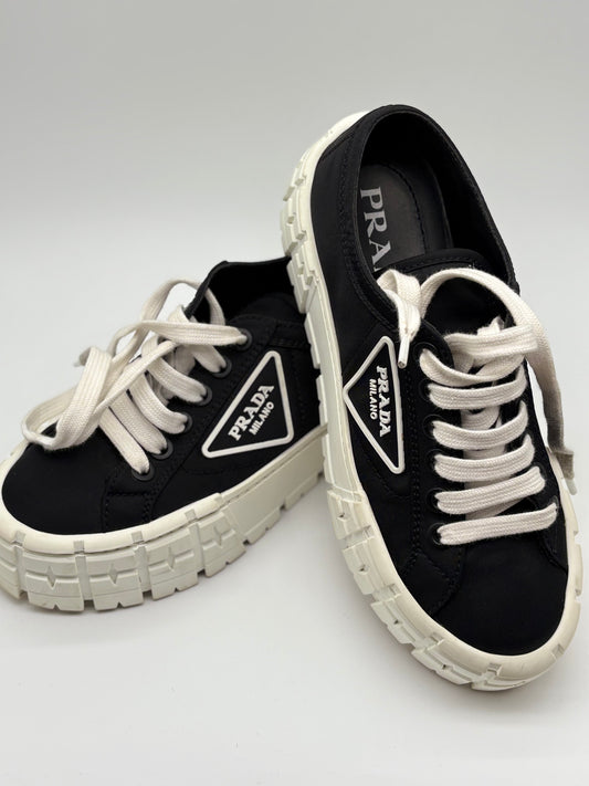 Authentic Prada- Double Wheel Re-Nylon gabardine sneakers Size 7/ 37